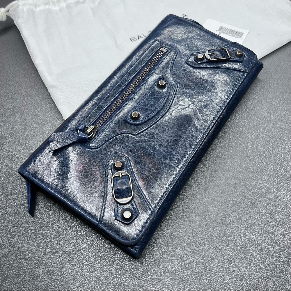 📌SOLD📌Balenciaga Navy Blue Leather Wallet With Dustbag - Picture 15 of 16